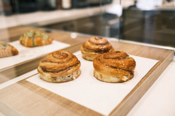 CINNAMON ROLL CARMEL